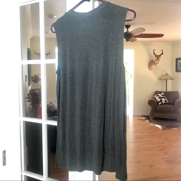 Bundle Trade** Boutique Cut-out Muscle Tee M - Picture 2 of 6